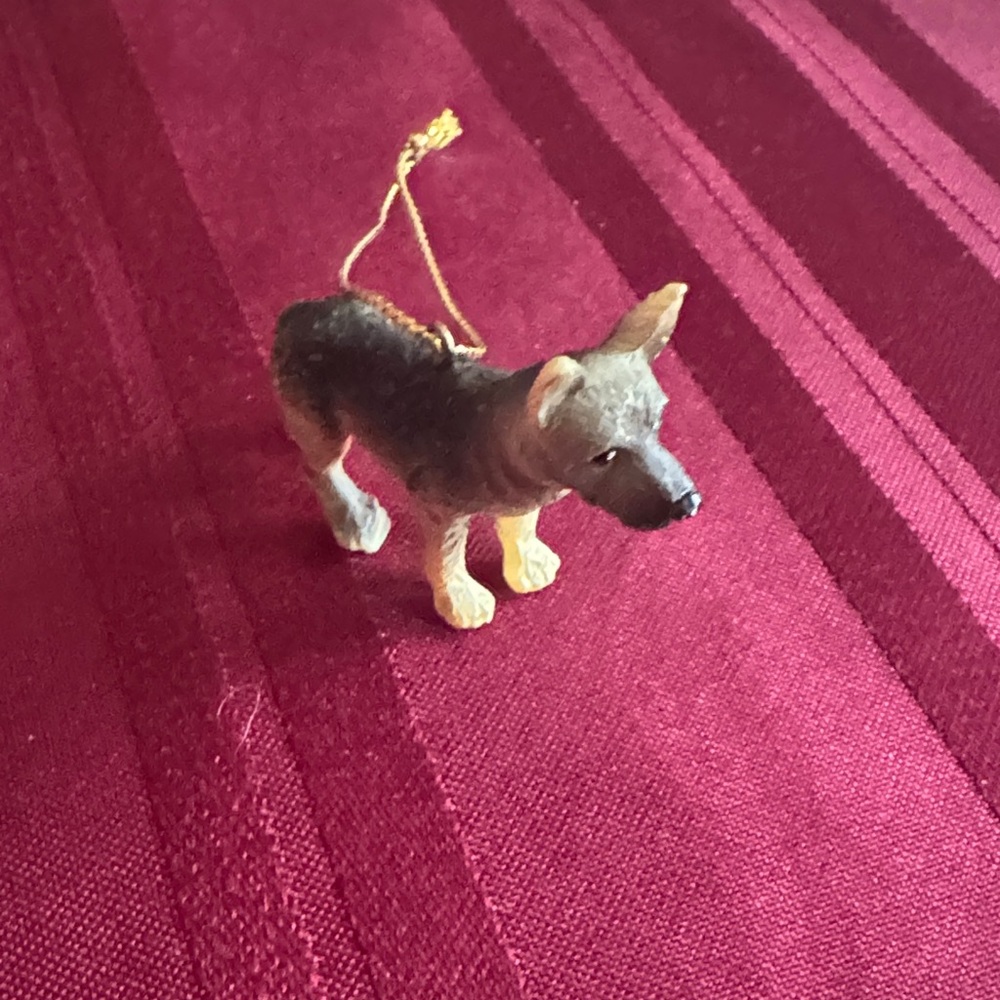Set of Ceramic Dog Figurines - 3 Ornaments, 1 Statue - Picture 4 of 6